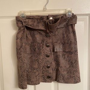 Impeccable Pig Snakeskin Skirt Size Medium